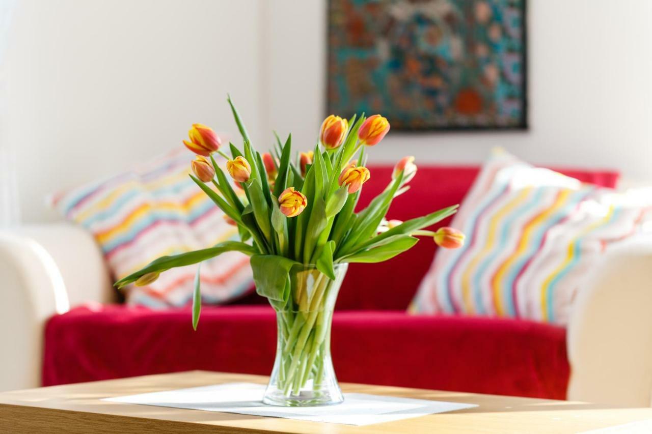 Contemporary Trumpington Apartment With Self Check-In ,Free On-Site Parking, Terrace, Super Fast Wifi & 5 Mins Drive To Papworth & Addenbrookes Hospitals Cambridge  Exteriér fotografie